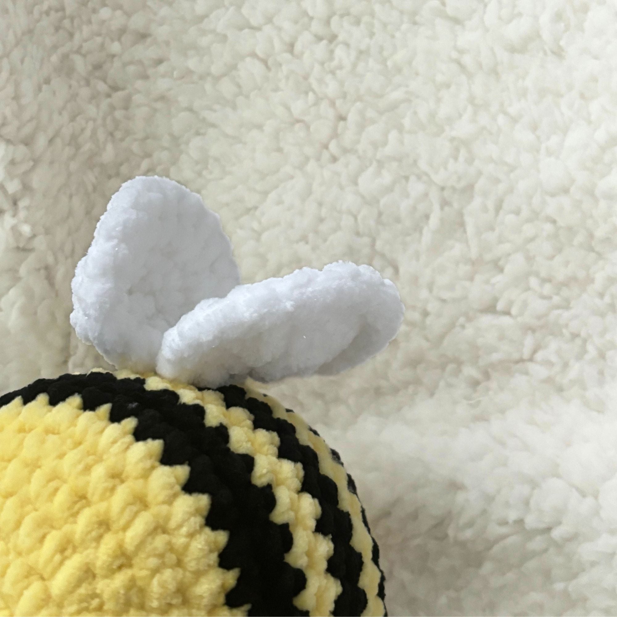 Peluche abeille
